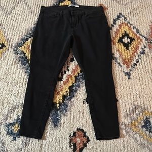 Black Levi mid ride skinny 20M